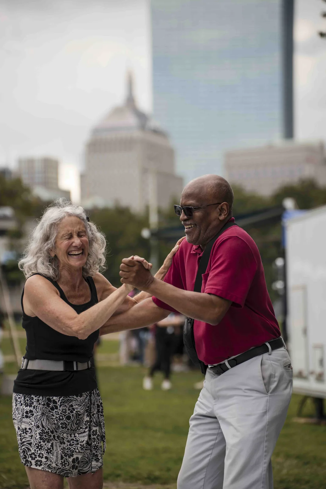 Dancing on the Common, Embrace ¡Con Salsa!