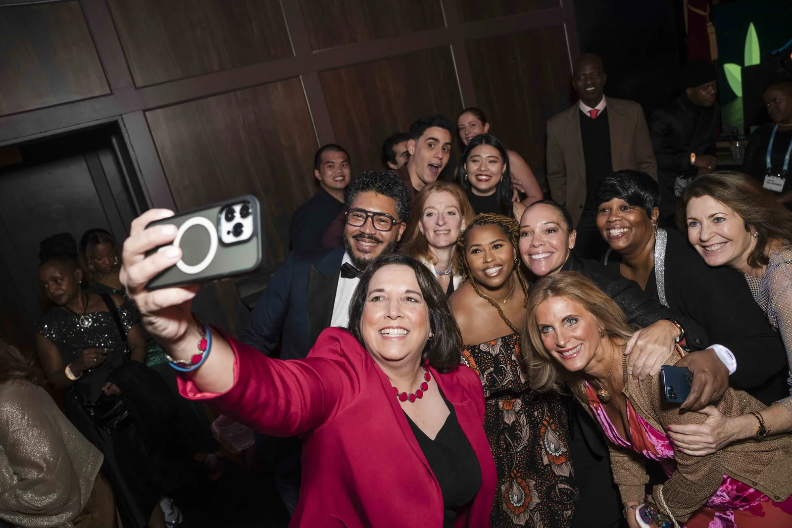 The selfie, Embrace Sneaker Affair